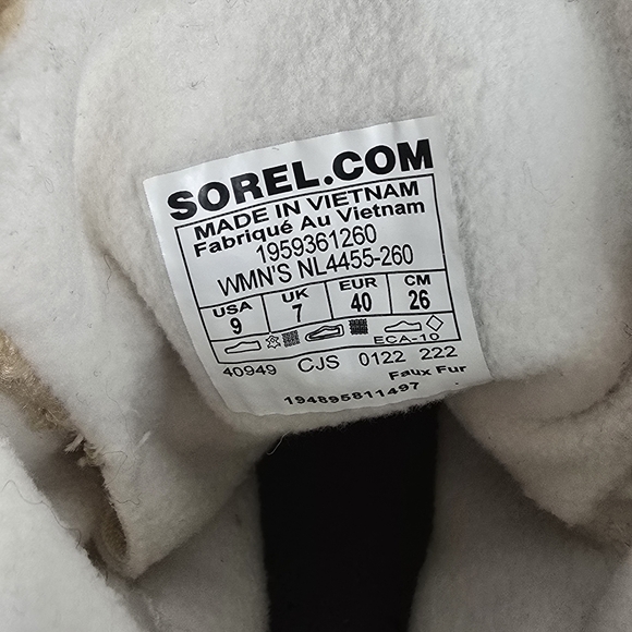 NWT Sorel Beige and Cream Winter Waterproof Boots Women's - Picture 10 of 10